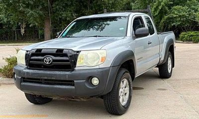 2008 Toyota Tacoma Deluxe