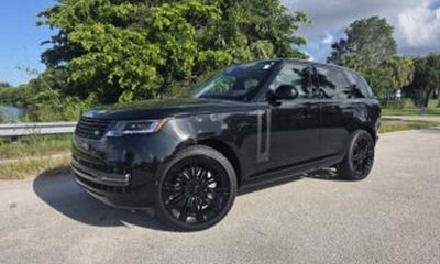 2026 Land Rover Range SE