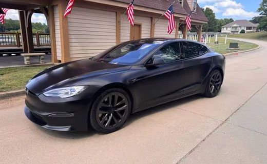 2021 Tesla Model S Plaid