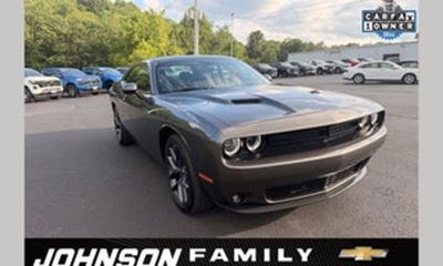 2023 Dodge Challenger SXT