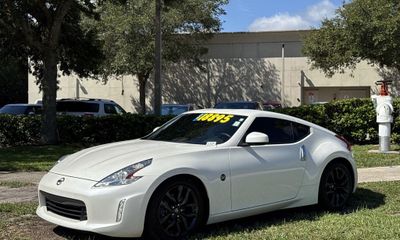 2017 Nissan 370Z Touring
