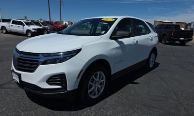 2022 Chevrolet Equinox LS 1FL