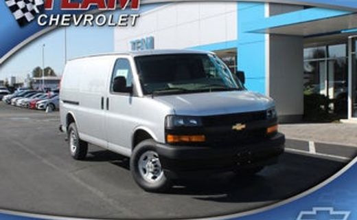 2026 Chevrolet Express 3500 Cutaway 177