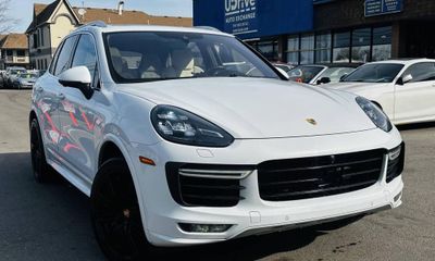 2015 Porsche Cayenne Turbo