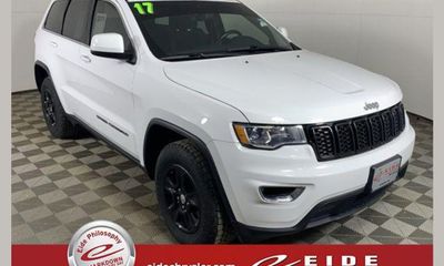 2017 Jeep Grand Cherokee Laredo