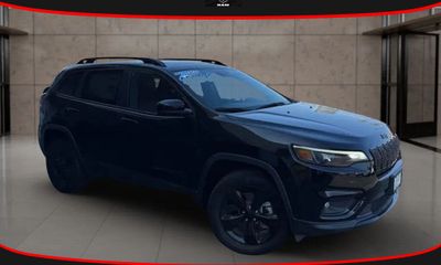 2023 Jeep Cherokee Altitude LUX
