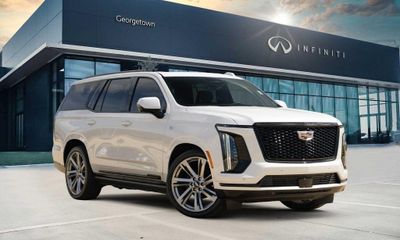 2025 Cadillac Escalade Sport Touring PKG