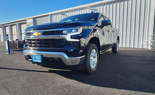2026 Chevrolet Silverado LT