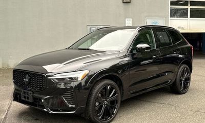 2025 Volvo XC60 Ultra Black Edition