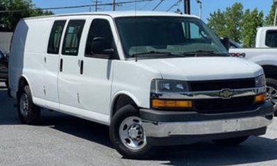 2017 Chevrolet Express Passenger LT EXT