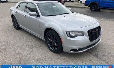 2023 Chrysler 300 300S
