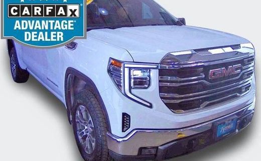 2026 GMC Sierra SLT