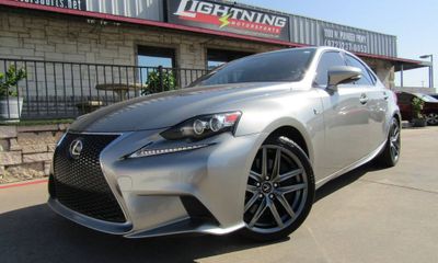 2016 Lexus IS 200T