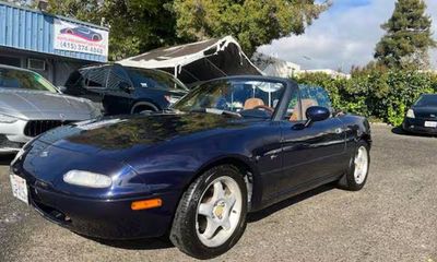 1996 Mazda MX-5 Base
