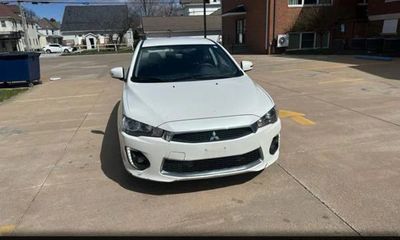 2016 Mitsubishi Lancer ES