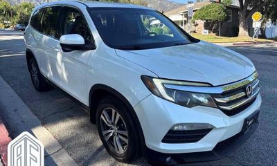 2017 Honda Pilot EX