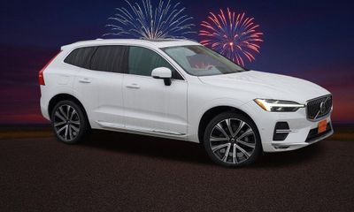 2023 Volvo XC60 Ultimate Bright