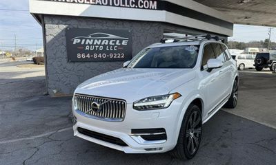 2023 Volvo XC90 Ultimate Bright