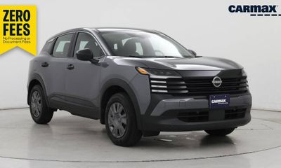 2025 Nissan Kicks MPV S