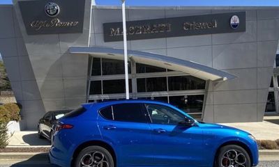2023 Alfa Romeo Stelvio TI