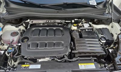 2025 Volkswagen Tiguan 4MOTION SE