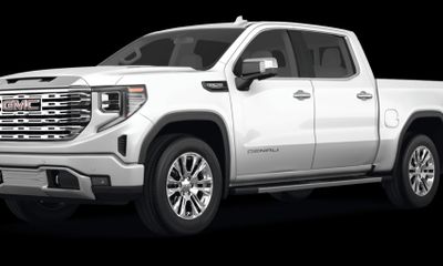2024 GMC Sierra Denali