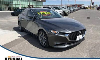 2024 Mazda MAZDA3 Preferred Package