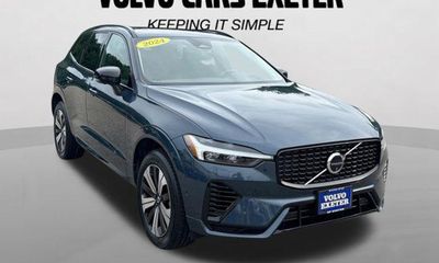 2024 Volvo XC60 Plus Dark