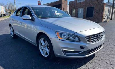 2015 Volvo S60 Premier NON R