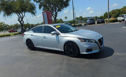 2021 Nissan Altima SV
