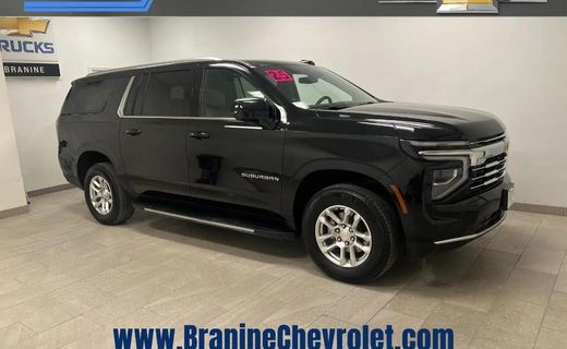 2025 Chevrolet Suburban LT