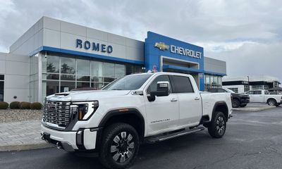2024 GMC Sierra HD Denali