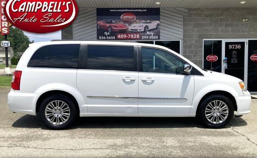 2014 Chrysler Town AND Country