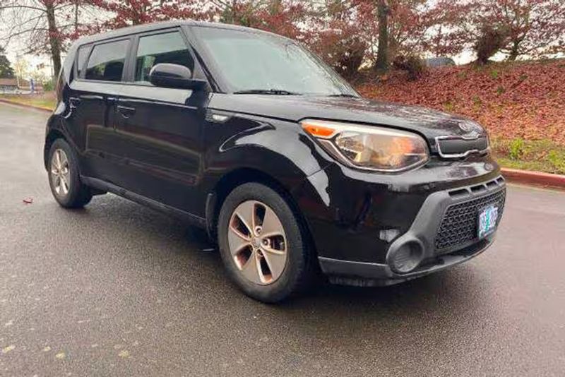 2014 Kia SOUL — a typically priced live listing