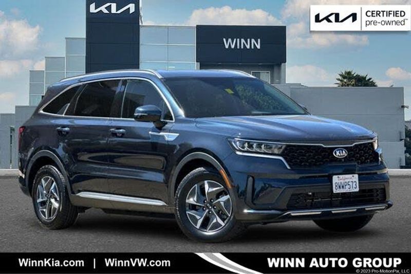 2021 Kia Sorento — a typically priced live listing