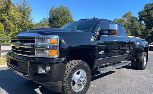 2018 Chevrolet Silverado High Country