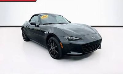 2025 Mazda MX-5 Grand Touring