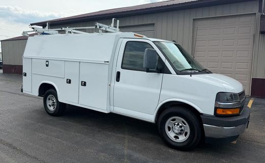 2017 Chevrolet Express 3500 139 Cutaway
