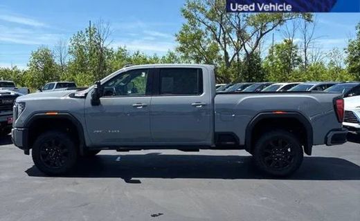 2024 GMC Sierra HD AT4