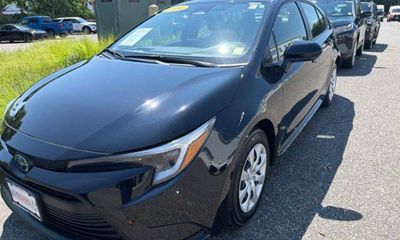 2024 Toyota Corolla LE SE XSE