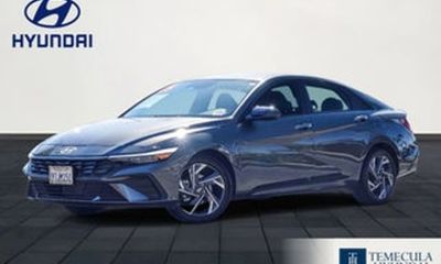2025 Hyundai Elantra SEL Convenience