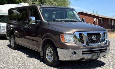 2014 Nissan NV 3500 HD SL