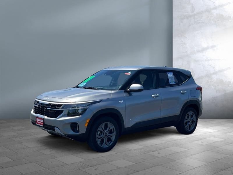 2024 Kia Seltos — a typically priced live listing