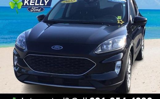 2022 Ford Escape Titanium Fhev