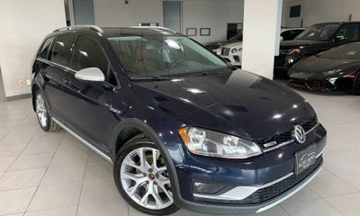2017 Volkswagen Golf Alltrack S SE