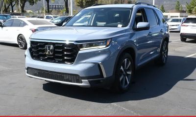 2023 Honda Pilot TRG