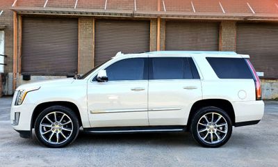 2015 Cadillac Escalade Luxury