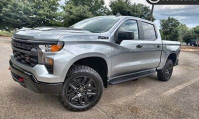 2025 Chevrolet Silverado LT