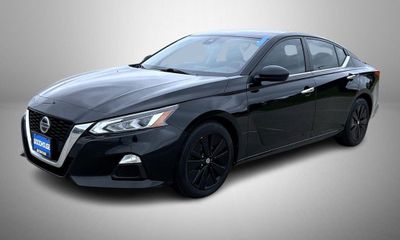 2022 Nissan Altima SV