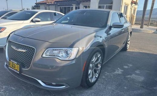 2018 Chrysler 300